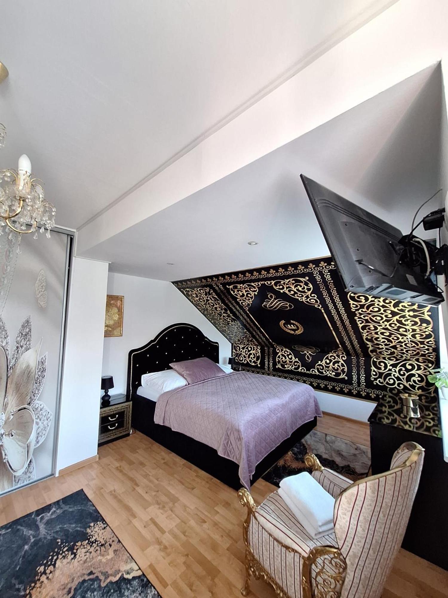 Meduza Wellness Spa S Ubytovanim Hlohovec Exterior photo